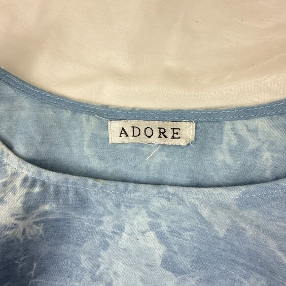 Adore Tie-Dye Embroidered Blue Top Size M Floral Lace Crochet Cotton Boho Chic - Picture 3 of 8